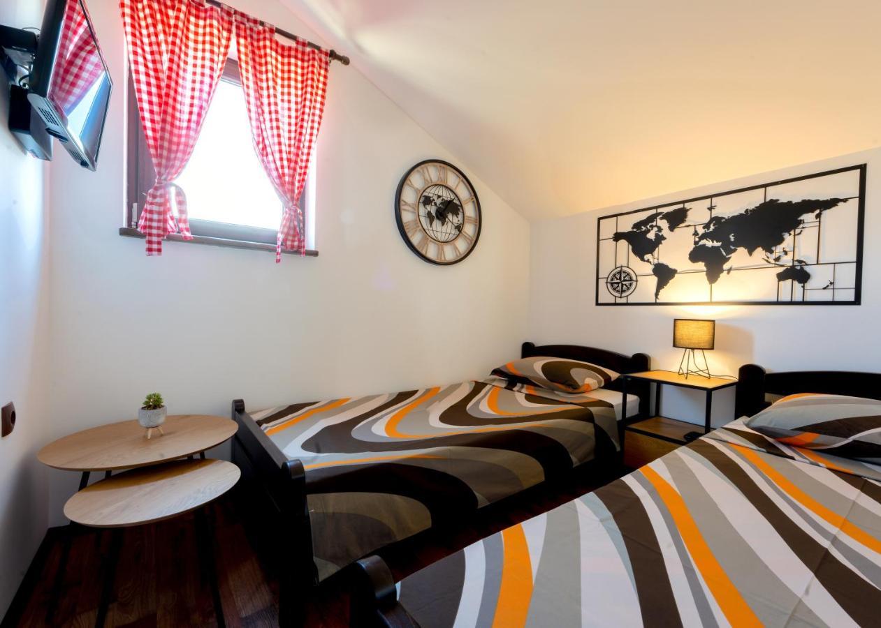 Vila Pellegrini Aranđelovac Extérieur photo